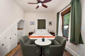 Memory foam-madrasser, strykjärn/strykbräda, gratis wi-fi och sängkläder