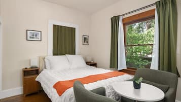 Memory-foam beds, iron/ironing board, free WiFi, bed sheets