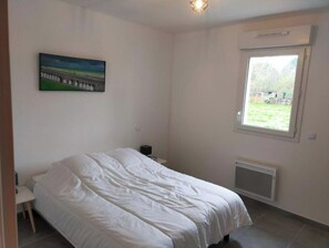 2 多间卧室、熨斗/熨衣板、旅行婴儿床、免费 WiFi