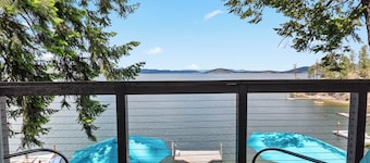Lakefront House | Great Dock for Swimming | Water Toys & Amazing Views!