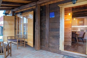 Family Chalet, Multiple Bedrooms, 2 Bathrooms, Mountainside (Chalet Markoci With Hot Tub) | Interior