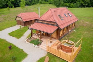 Exterior - Chalet Markoci With Hot Tub (Rakovica)