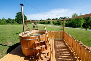 Family Chalet, Multiple Bedrooms, 2 Bathrooms, Mountainside (Chalet Markoci With Hot Tub) | Outdoor spa tub - Chalet Markoci With Hot Tub (Rakovica)