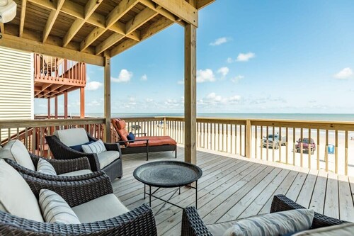 Surfside's Casa Azul - Amazing Seaside Sunrise Spot!