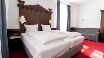 In-room safe, individually decorated, desk, WiFi