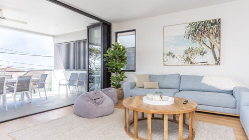 Ohana On Hungerford - 4Bedroom home with  ocean views