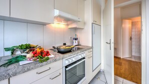 Familieleilighet, 2 soverom, balkong (Casa al molo in Locarno Centre for 6) | Eget kjøkken