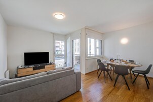 Family Apartment, 2 Bedrooms, Balcony (Casa al molo in Locarno Centre for 6) | Living area | 21-inch TV with cable channels