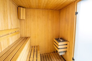 Tyrkisk bad/hamam, kroppsbehandlinger, hydroterapi og aromaterapi