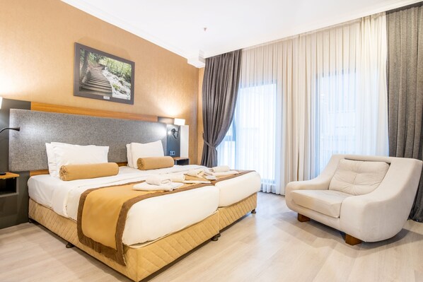 Family Suite | 1 bedroom, Egyptian cotton sheets, premium bedding, down comforters