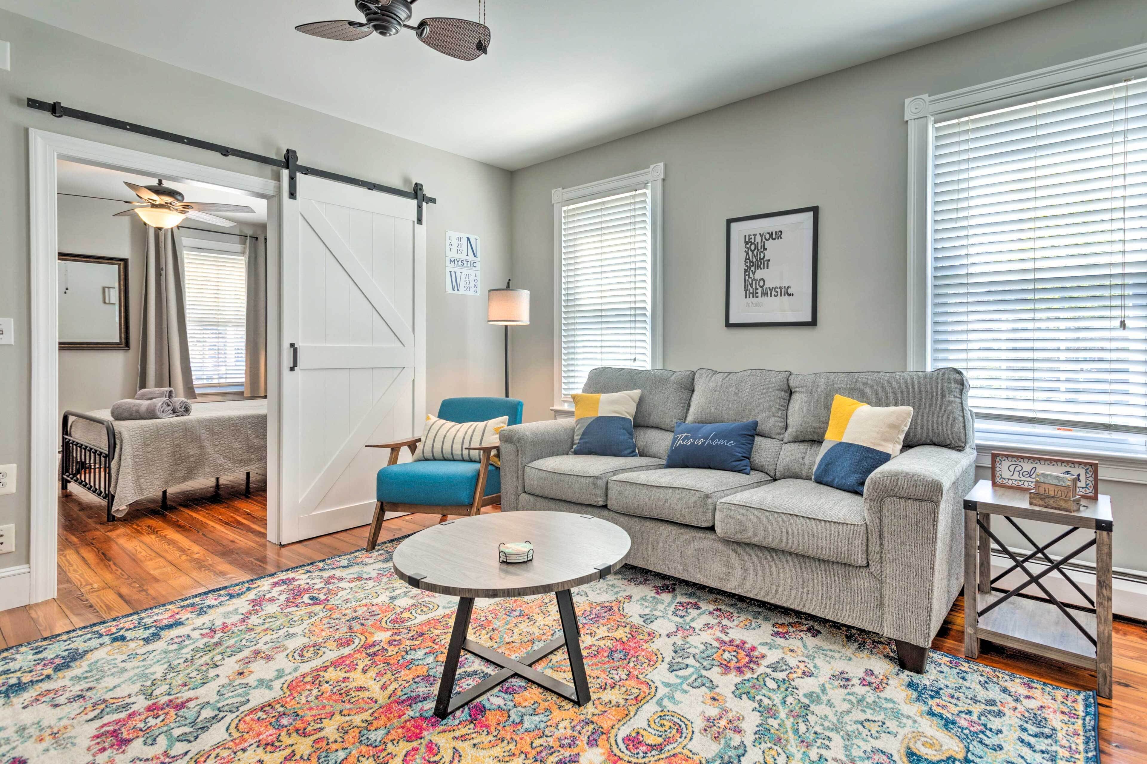 Mystic Refuge W/ Patio < 1 Mi To Downtown! - Stonington, CT