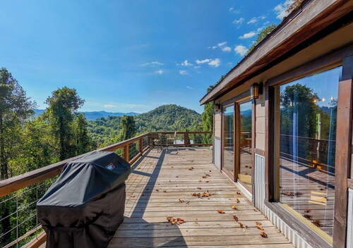 Stackstone Ridge- Gorgeous View!