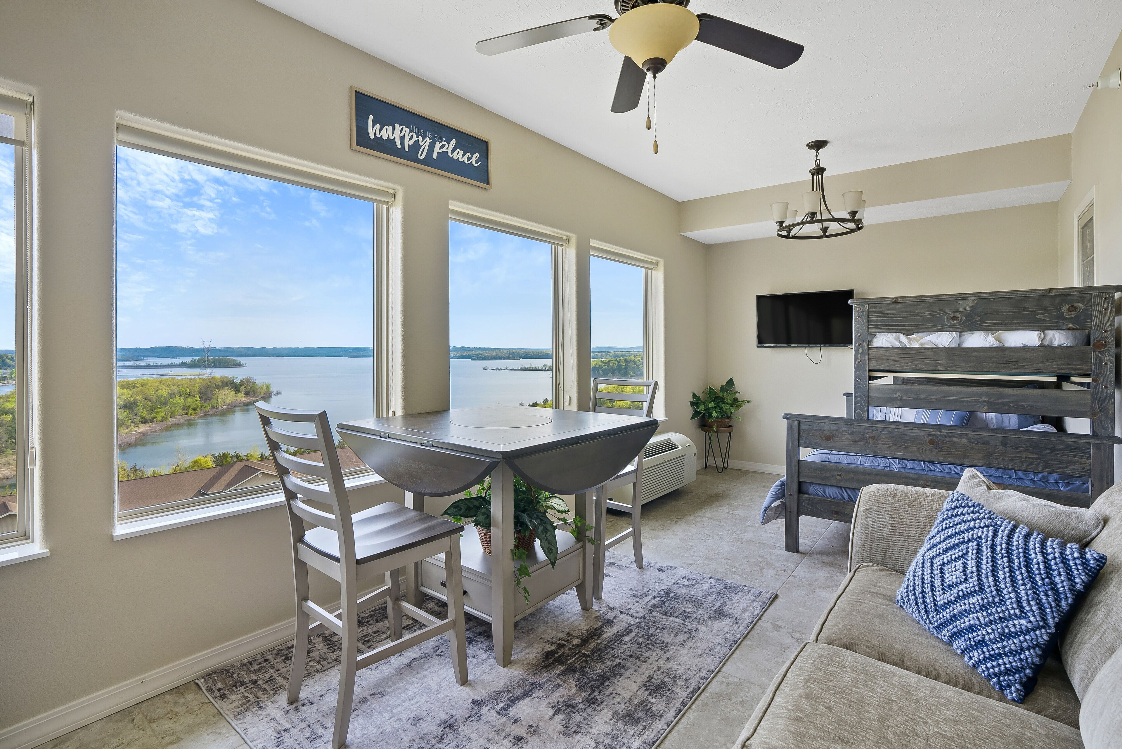 Happy Place | Condo with Jaw-dropping Table Rock Lake Views