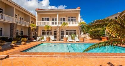 You won’t need a car! 2BDRM Villa Walking in Rodney Bay!!