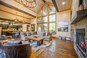 Chimenea, videojuegos y tenis de mesa 