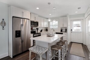 Fridge, microwave, oven, dishwasher - SJB Ground Level, End Unit Fabulous Views Beach Within Steps ~ Wine Down (St. Joe Beach)