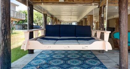 Casa Azul - 315 Port Royal 3 Bedroom Home by RedAwning