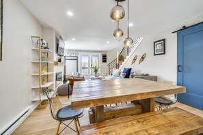 Townhome, 2 Bedrooms | Private kitchen | Fridge, oven, coffee/tea maker, toaster