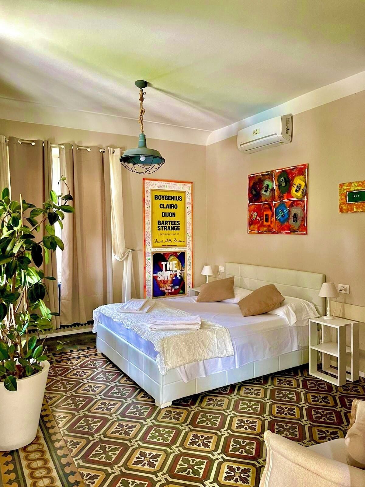 6 camere, ferro/asse da stiro, Wi-Fi gratuito, lenzuola