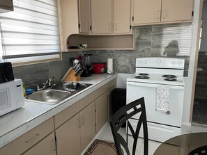 Private kitchen - Cozy one bedroom home! Great value and convenient location (Mangilao)
