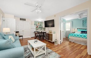 2 habitaciones, tabla de planchar con plancha y wifi gratis 