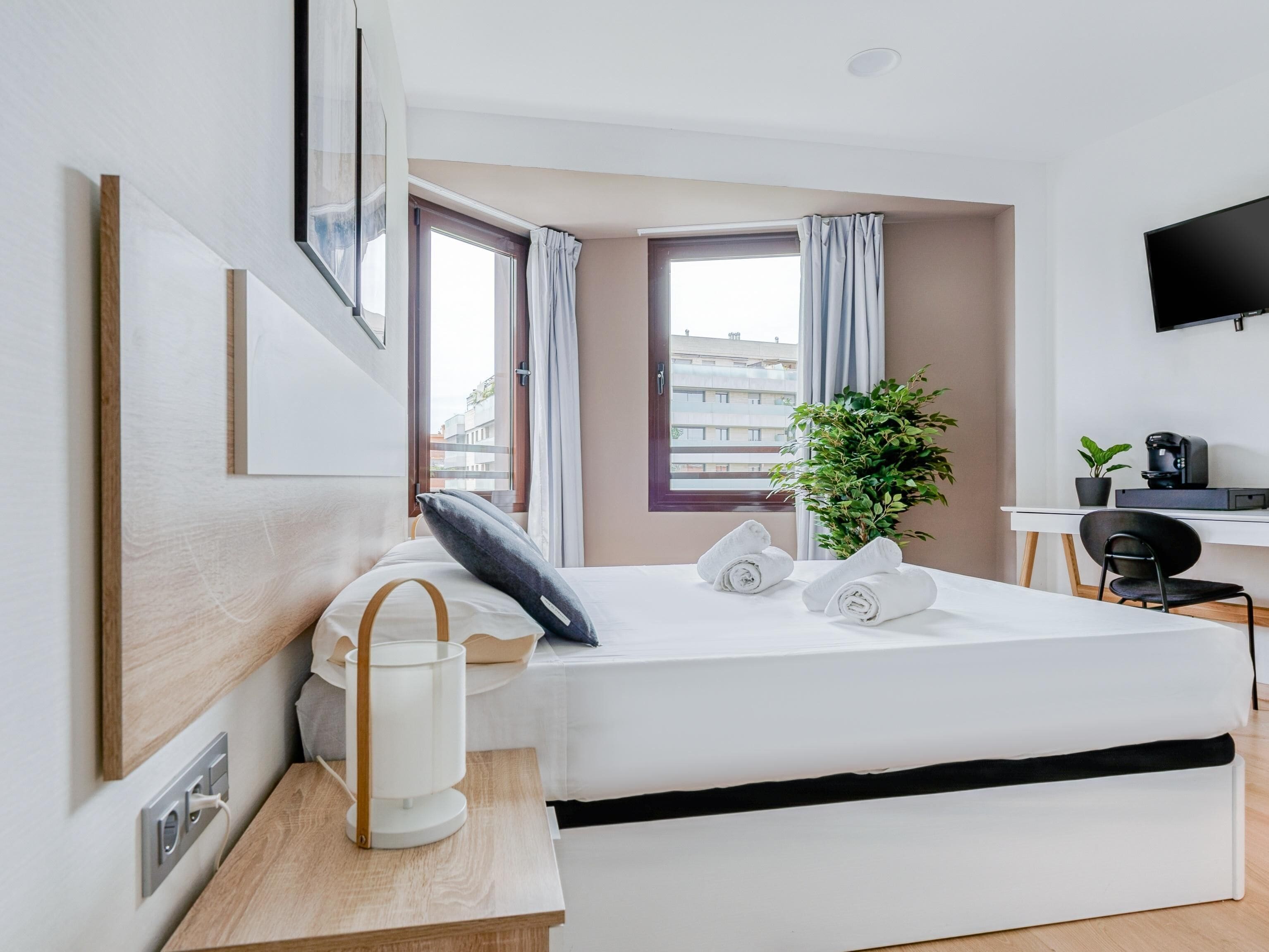 Double Room | Escrivaninha, espaço de trabalho para notebook, Wi-Fi de cortesia