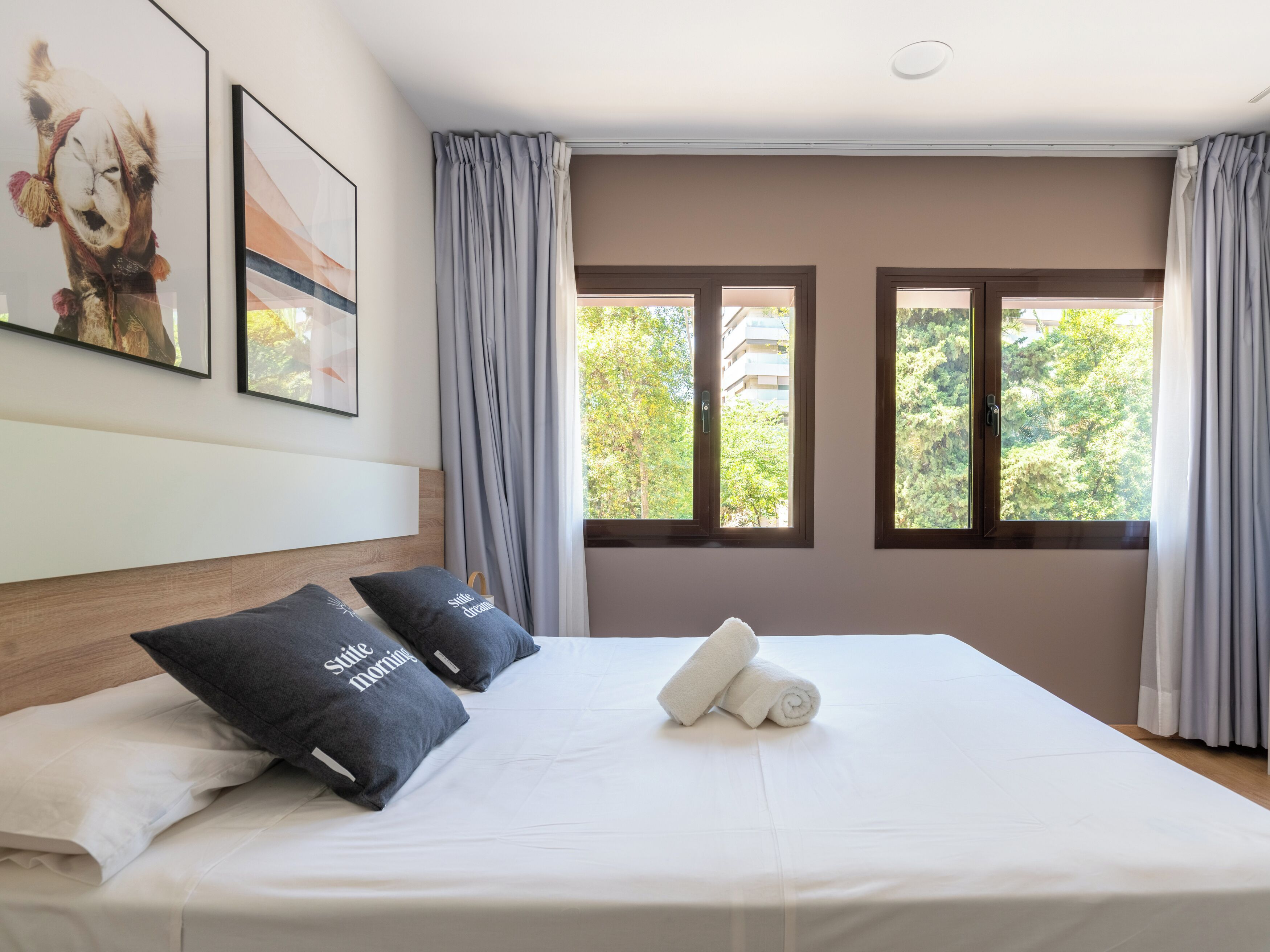 Double Room | Desk, laptop workspace, free WiFi, bed sheets