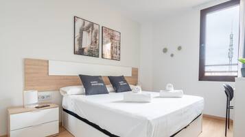 Economy Double Room | Escrivaninha, espaço de trabalho para notebook, Wi-Fi de cortesia