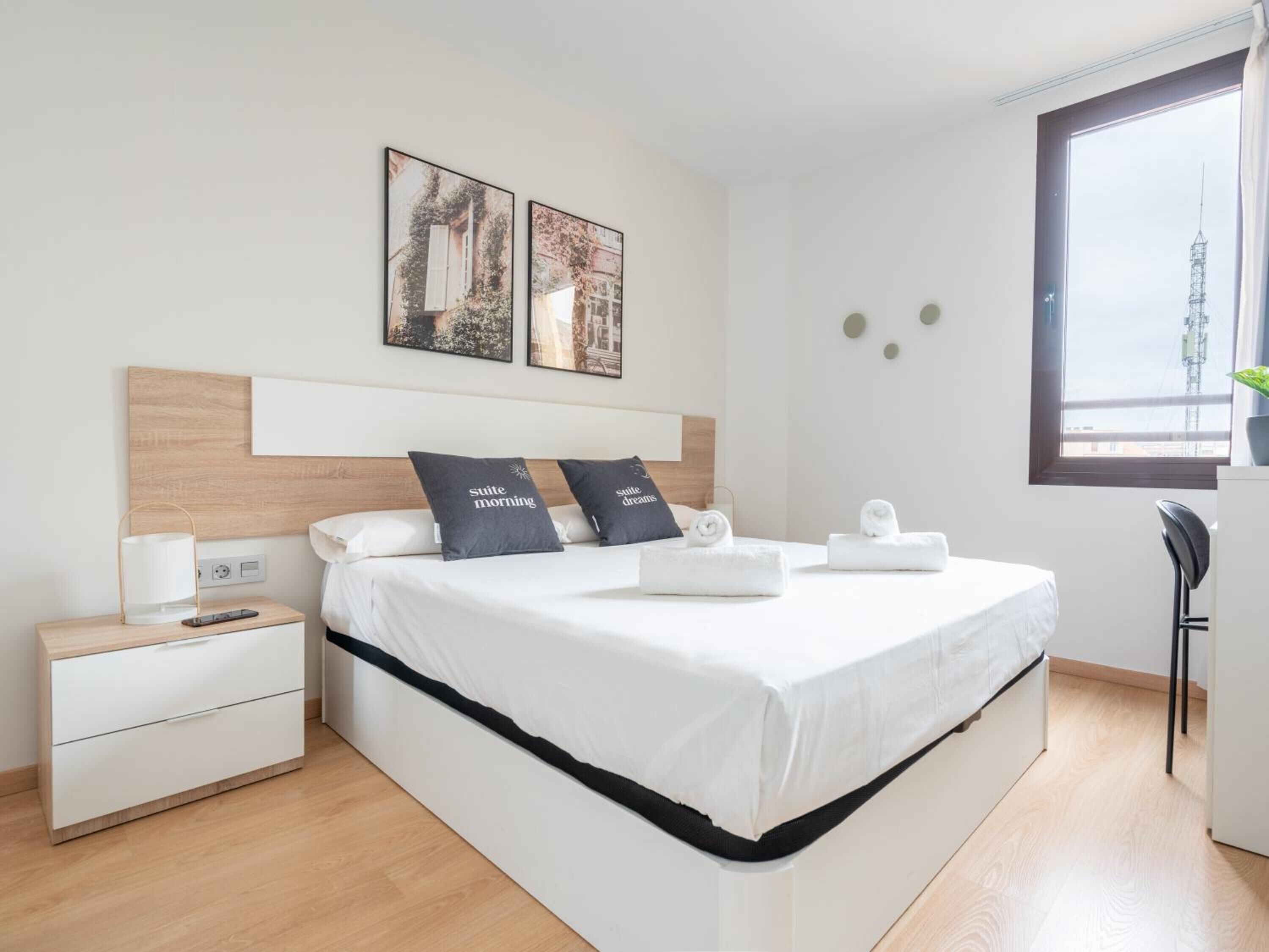 Desk, laptop workspace, free WiFi, bed sheets