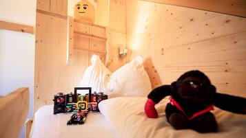 5 makuuhuonetta, ilmainen Wi-Fi, vuodevaatteet