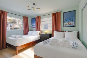 2 bedrooms, desk, iron/ironing board, WiFi