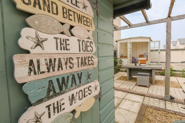 Cottage | Interior