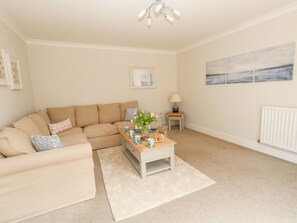 Cottage | Living room - Pebbles Reach (Portland)