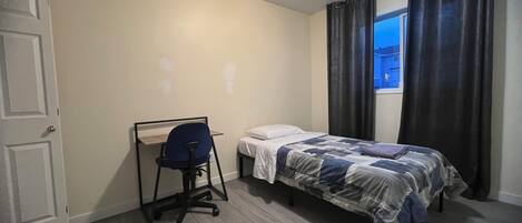 1 bedroom, WiFi, bed sheets