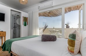 Superior Queen Room - Carvalhal | Minibar, individually decorated, individually furnished - Villa Center (Grandola)