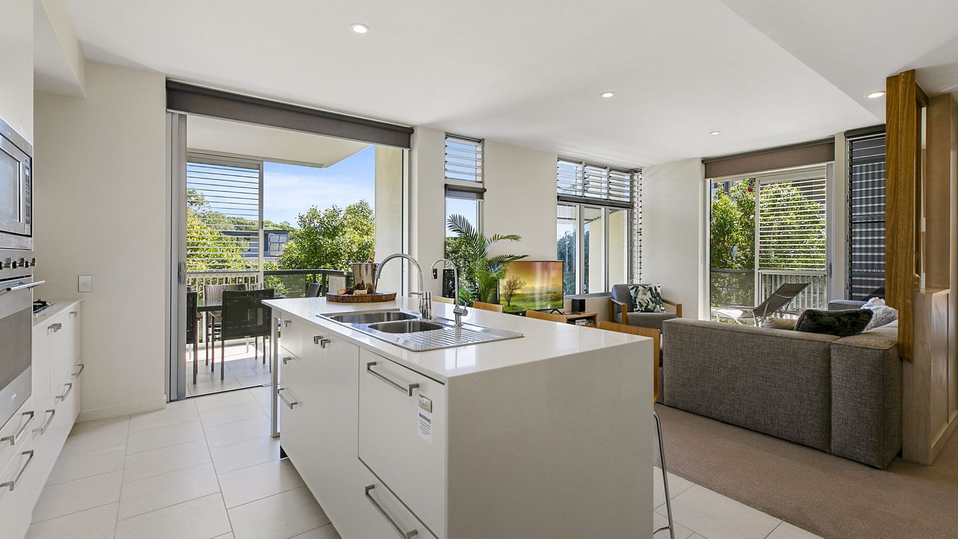 Noosa Getaway, Minutes from Hastings St - Unit 7318/5 Morwong Street, Noosa Heads