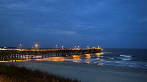 POPULAR "NEAR PIER" OCEAN FRONT CONDO WITH GREAT SUMMER EVENING MUSIC VIBE