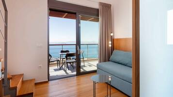 Vila, para fumantes | 3 quartos