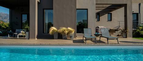 Villa, Smoking | 6 bedrooms