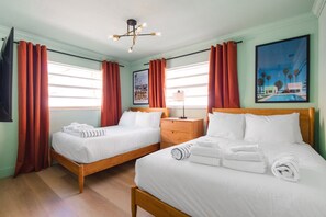 2 bedrooms, desk, iron/ironing board, WiFi - 133 · ☀Pool✔ Kitchen✔ Beach✔ Self Checkin✔ Free Parking✔ (Clearwater)