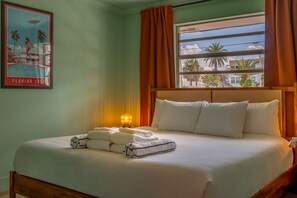 2 habitaciones, escritorio, tabla de planchar con plancha y wifi 