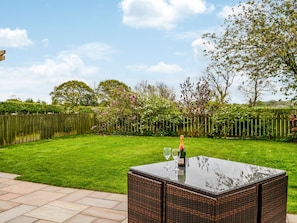 Terrace/patio - Mount Farm - The Stable (Carlisle)