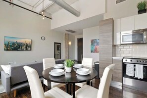 Dining - Amyfinehouse | 2BR + Free Breakfast + Valet + Pool (Dallas)