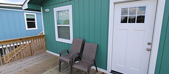 🐕PET FRIENDLY🐕…🌊Paradise is calling, Pick up!