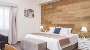 Bureau, Wi-Fi gratuit, draps fournis