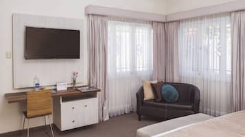 Superior Single Room | Desk, free WiFi, bed sheets