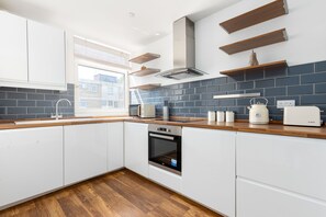 Leilighet | Eget kjøkken | Kjøleskap