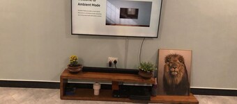 Private accommodation in Mto Wa Mbu with a beautiful view.