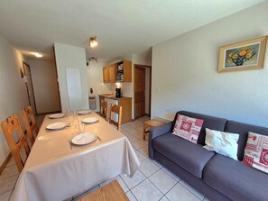 Interior - 1st floor, balcony, tv, ski locker, 35m², Les 2 Alpes (Les Deux Alpes)