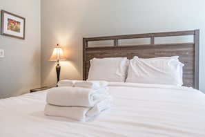 2 chambres, fer et planche Ă repasser, Wi-Fi, draps fournis